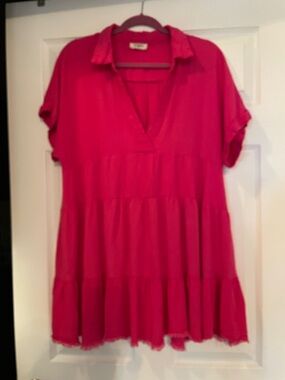 Umgee Hot Pink Tiered V-Neck Short Sleeve Tunic